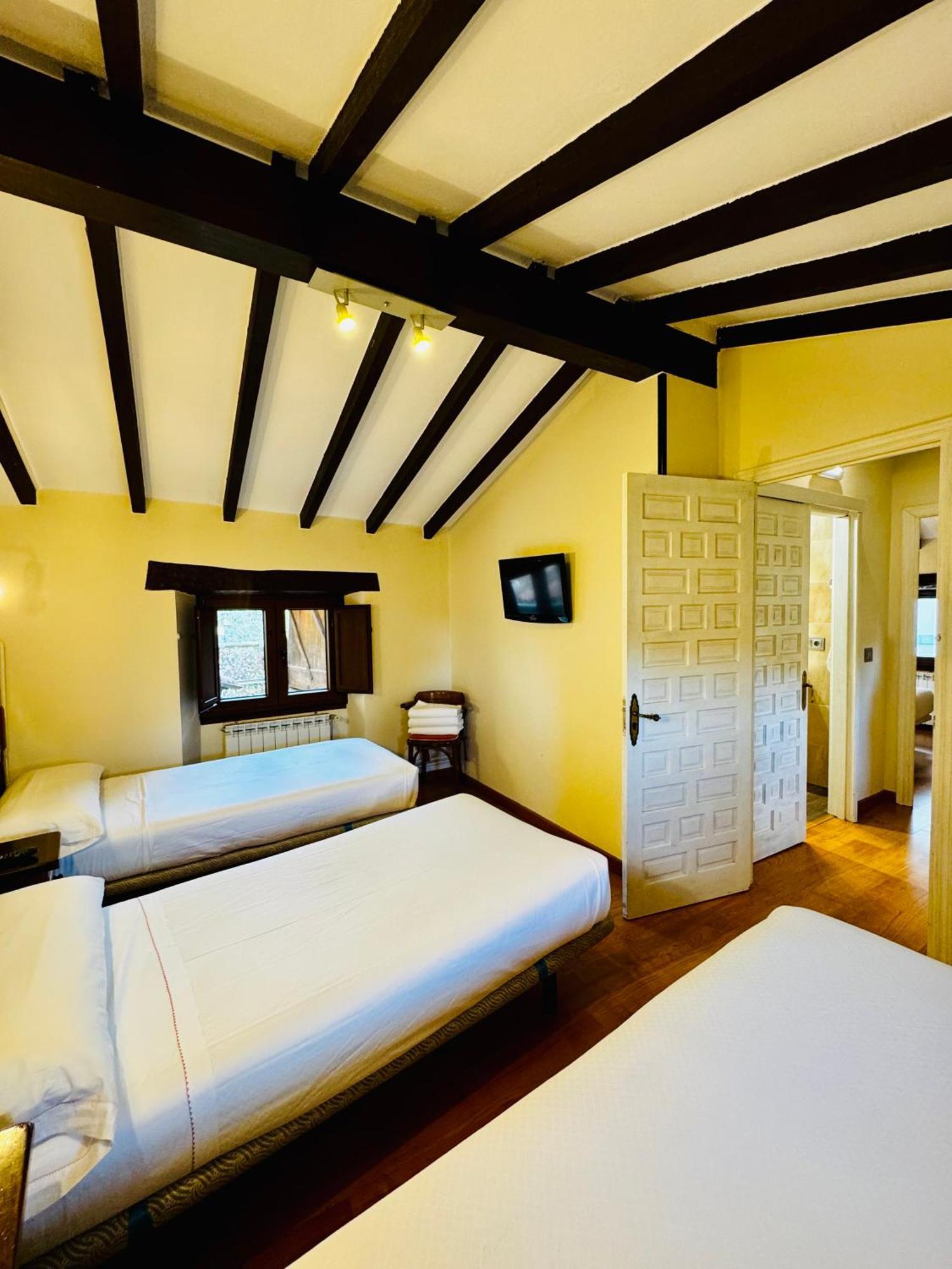 Villa La Casina De La Arquera Llanes Esterno foto